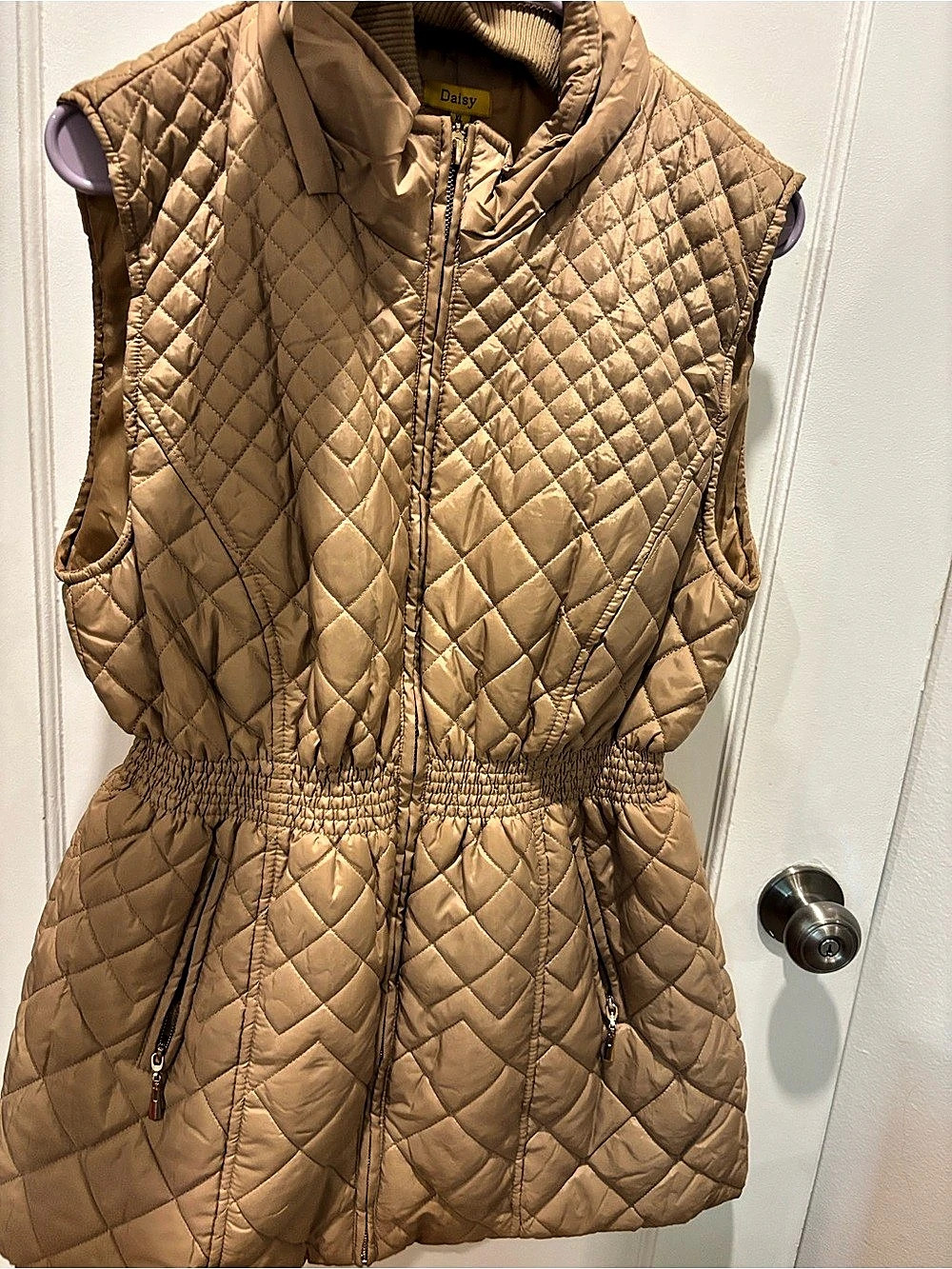 Daisy Quilted Puffer Vest in Brown, XL